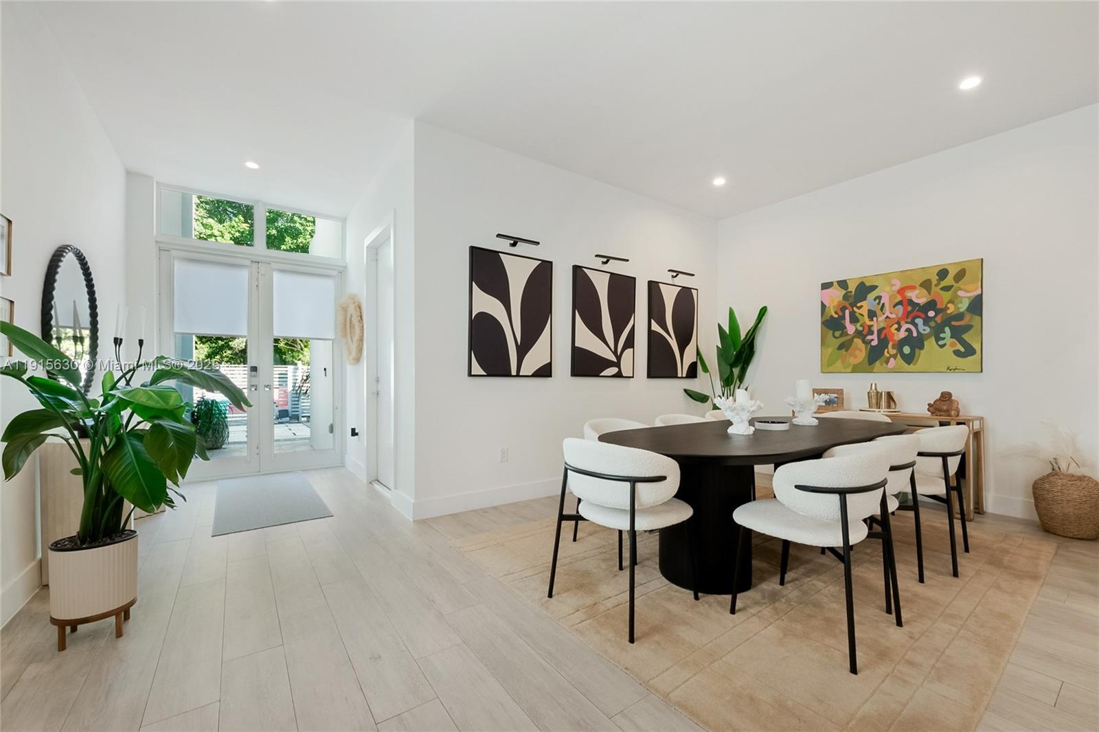 THE ROADS TOWNHOMES CONDO - Residential