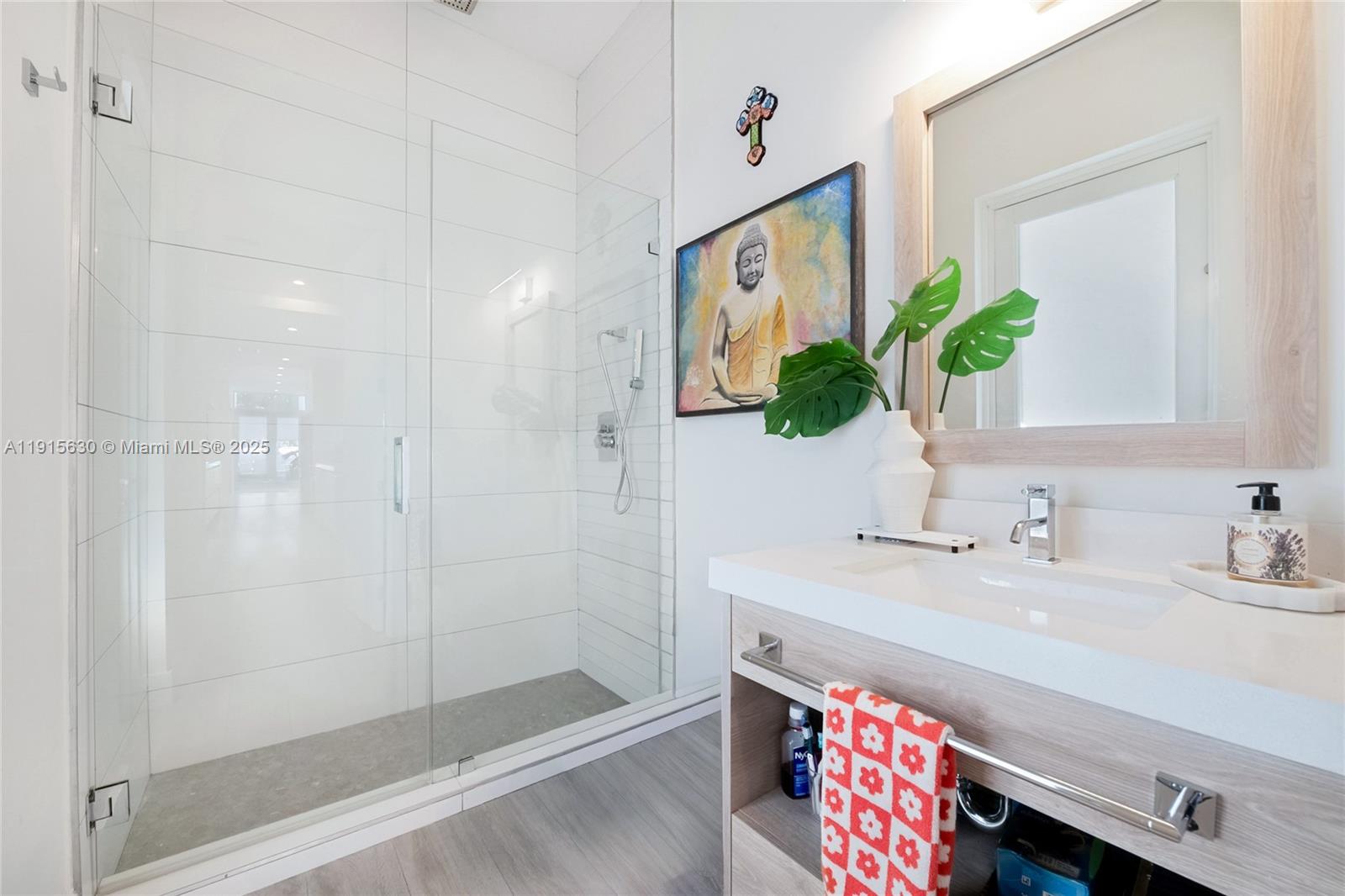 THE ROADS TOWNHOMES CONDO - Residential