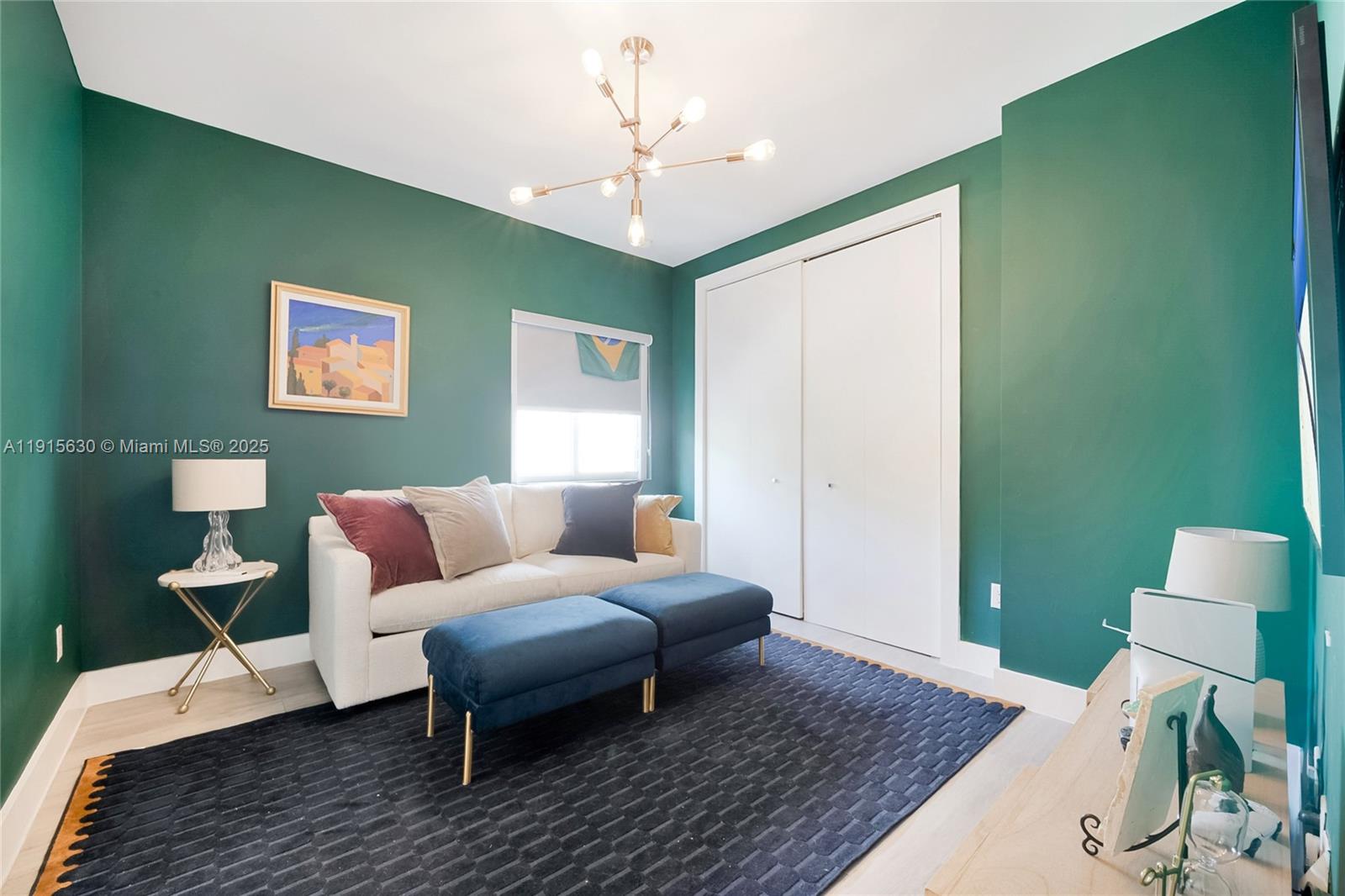 THE ROADS TOWNHOMES CONDO - Residential