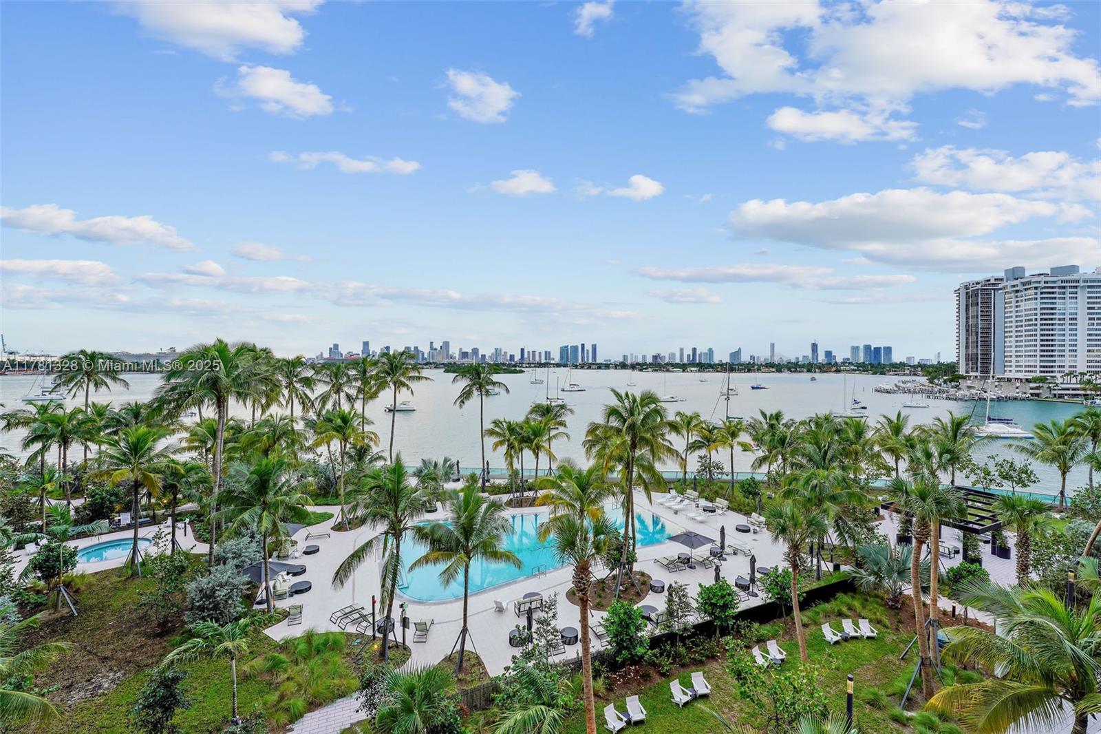 1500 Bay Rd N-0205, Miami Beach, Miami-Dade County, Florida - 2 Bedrooms  
2 Bathrooms - 