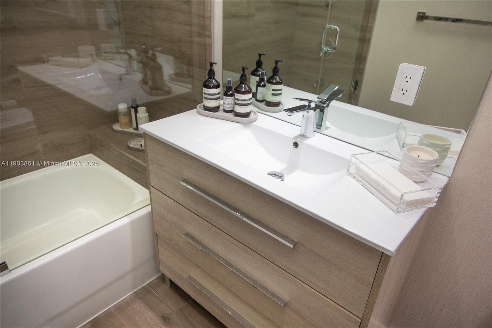 MINT CONDO - Residential Lease