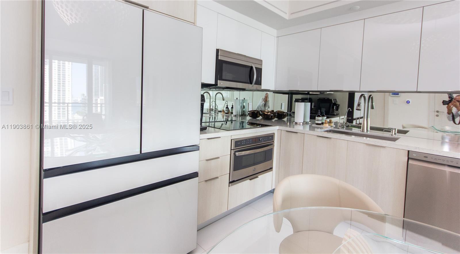 MINT CONDO - Residential Lease