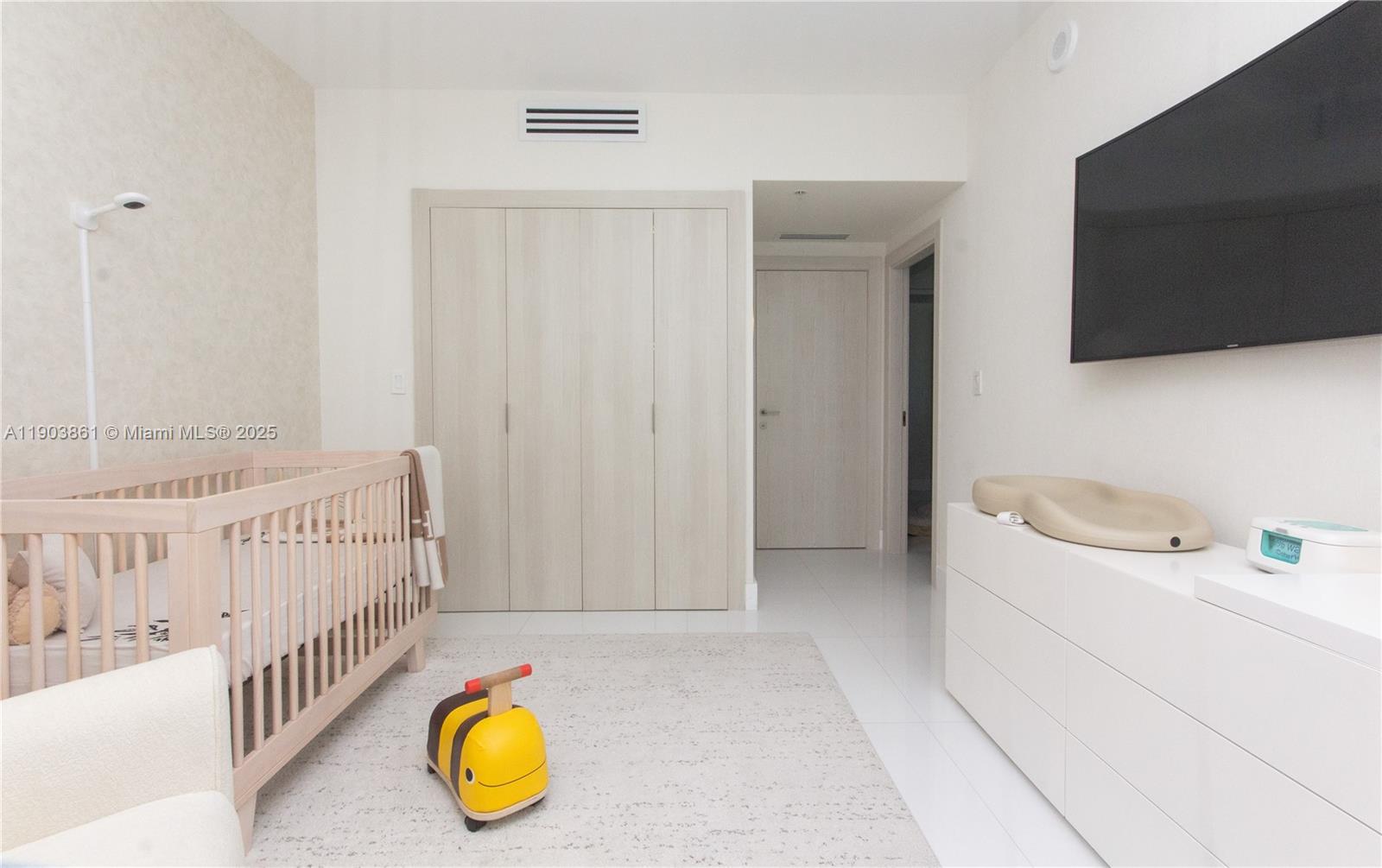 MINT CONDO - Residential Lease