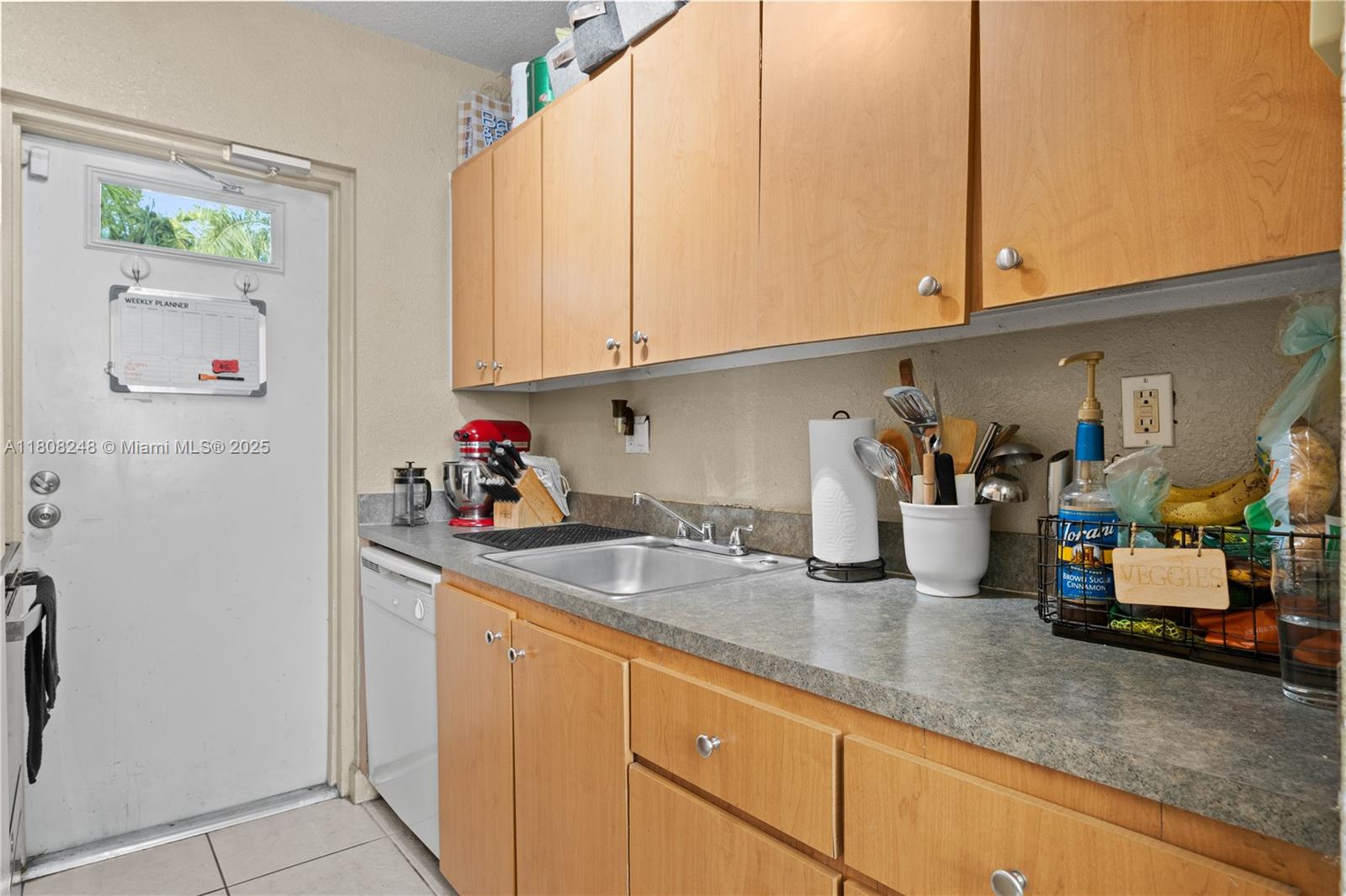 THE BERKELEY CONDO - Residential