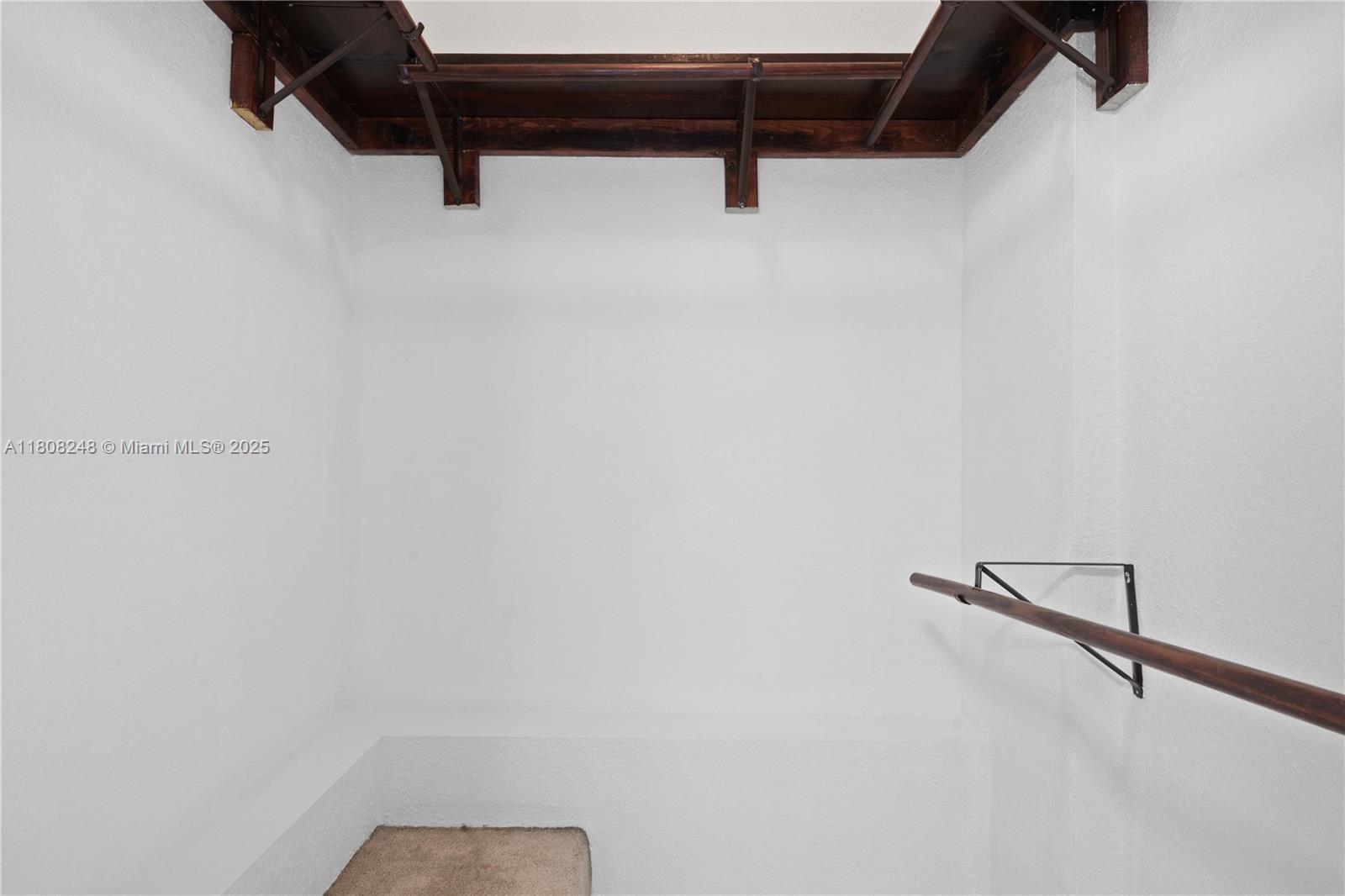 THE BERKELEY CONDO - Residential