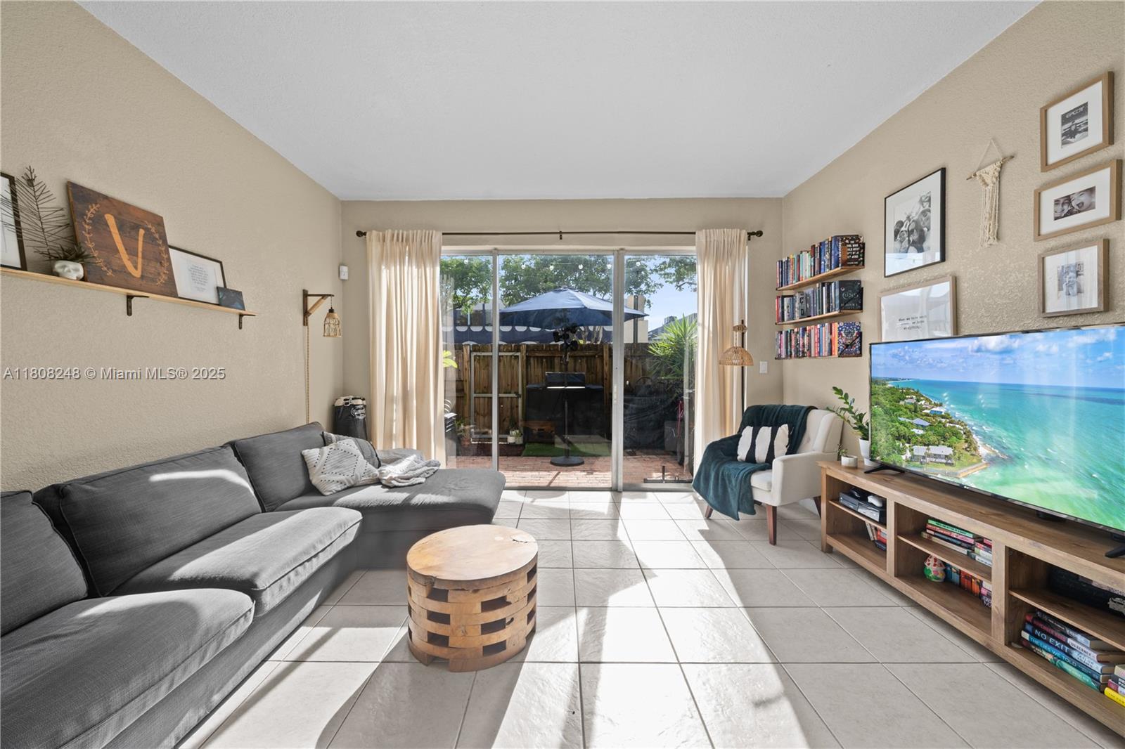THE BERKELEY CONDO - Residential