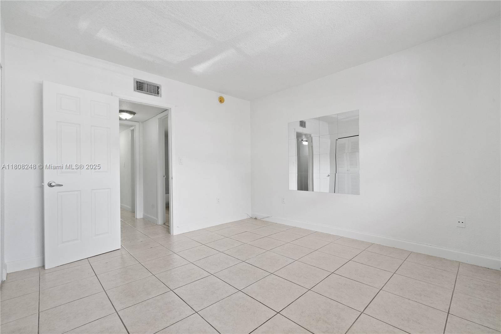 THE BERKELEY CONDO - Residential