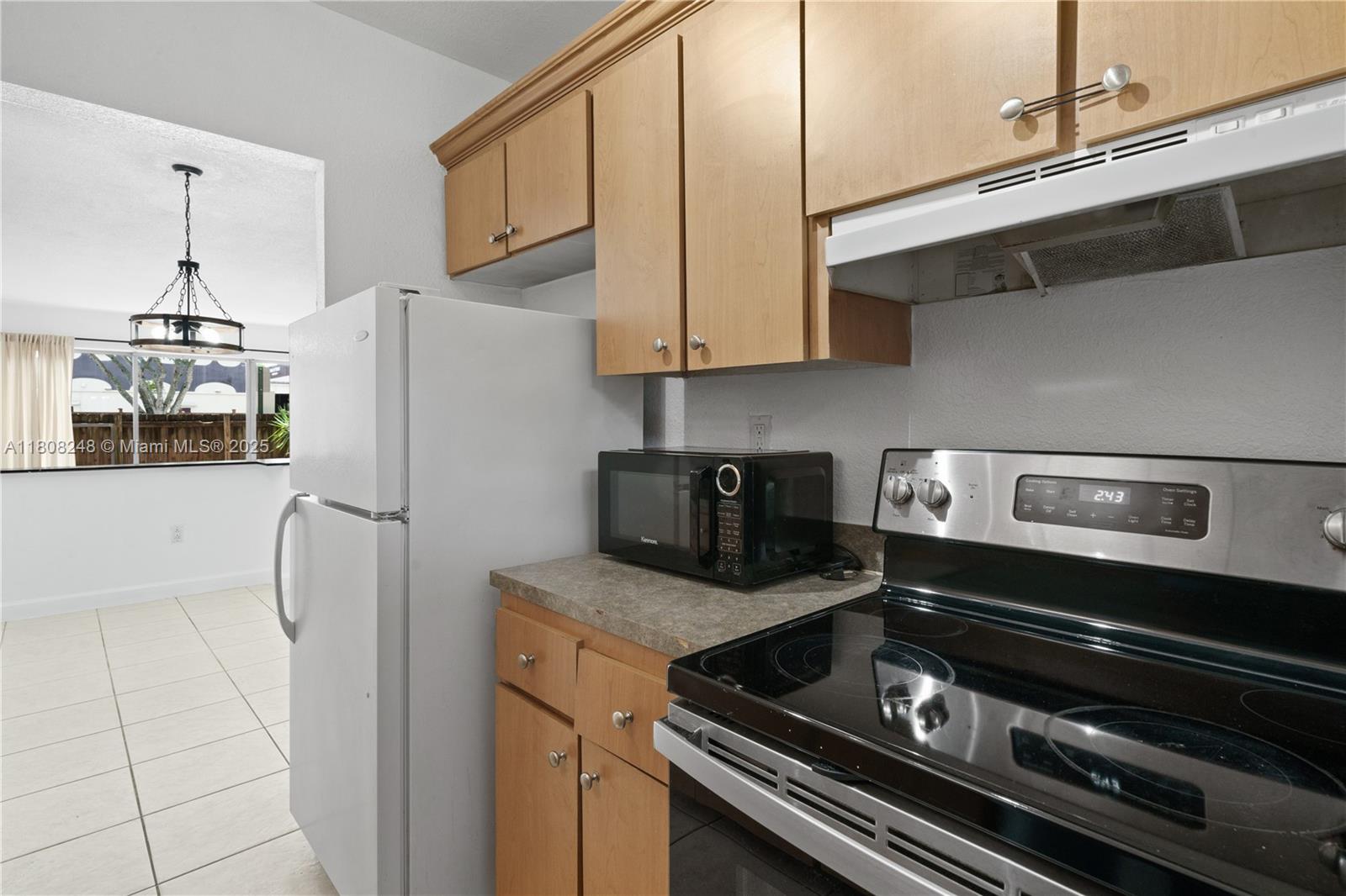 THE BERKELEY CONDO - Residential