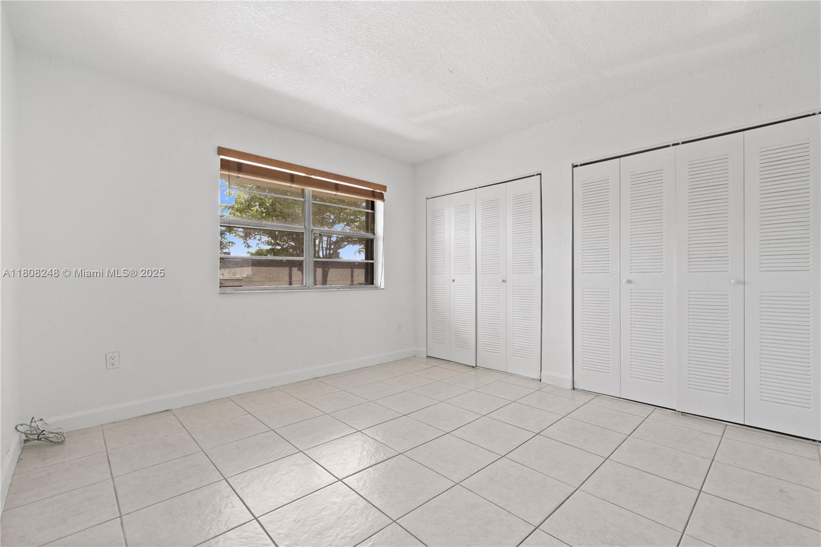 THE BERKELEY CONDO - Residential