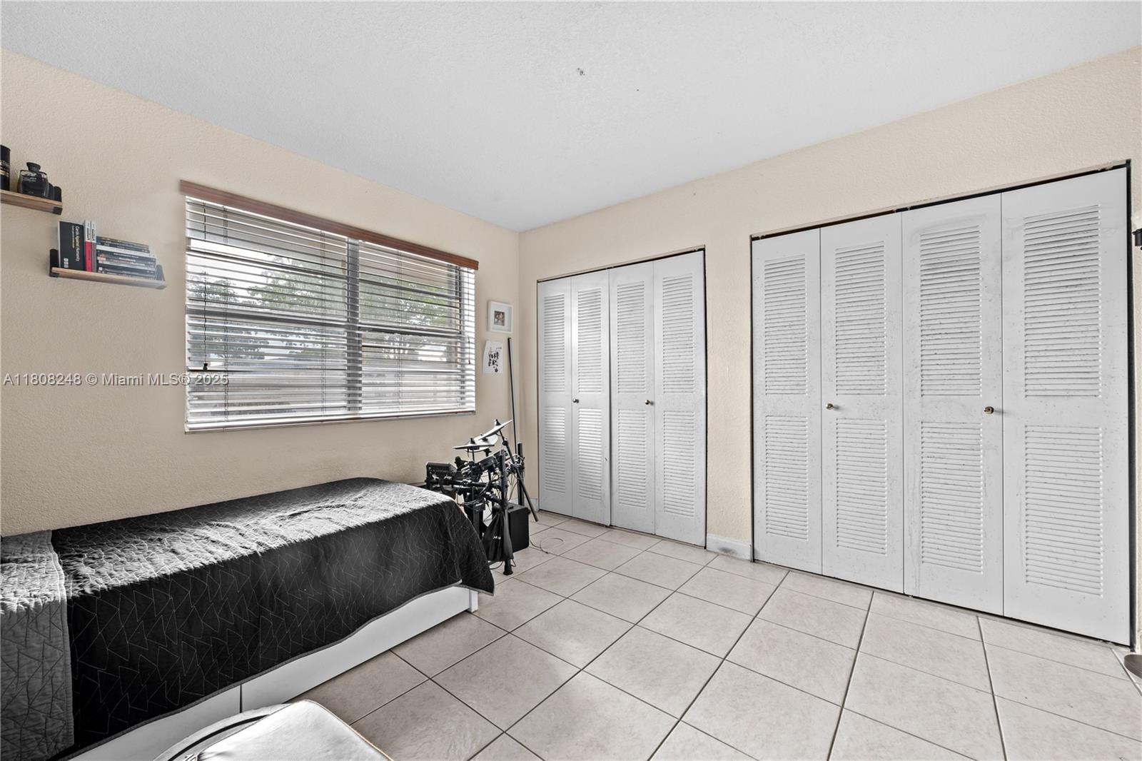 THE BERKELEY CONDO - Residential