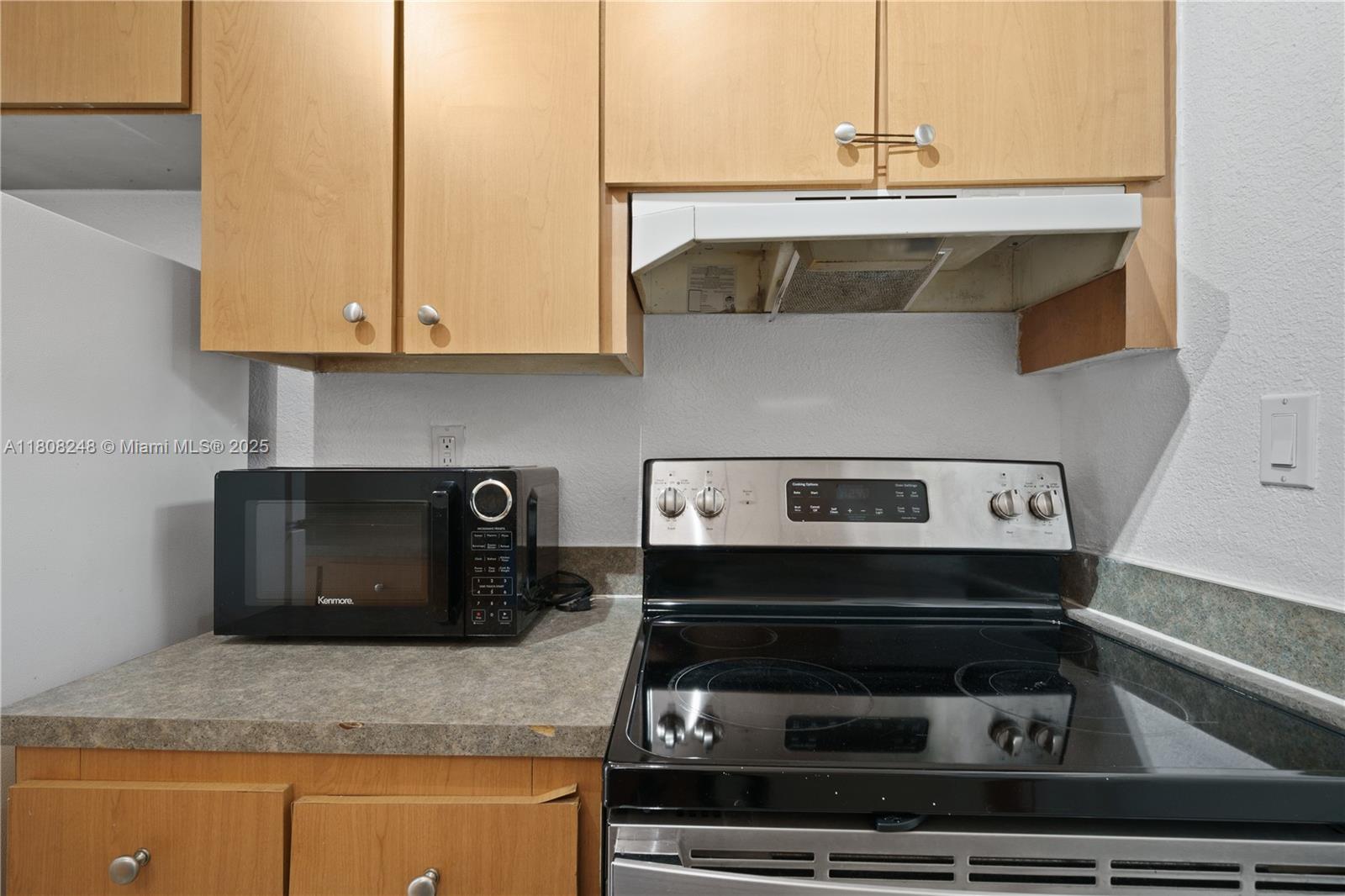 THE BERKELEY CONDO - Residential