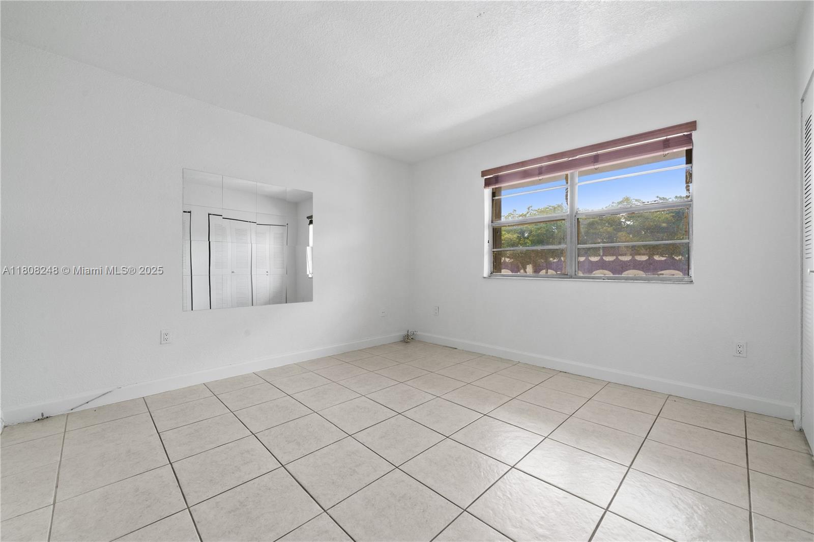 THE BERKELEY CONDO - Residential