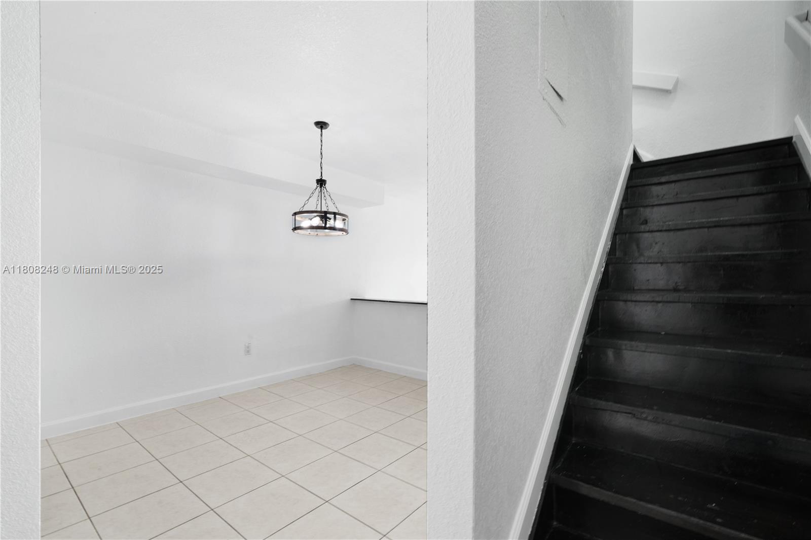 THE BERKELEY CONDO - Residential