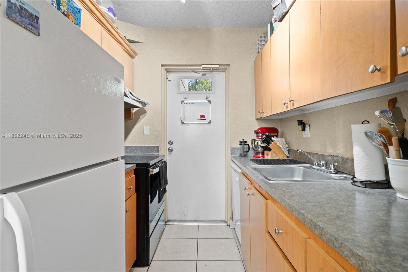 THE BERKELEY CONDO - Residential