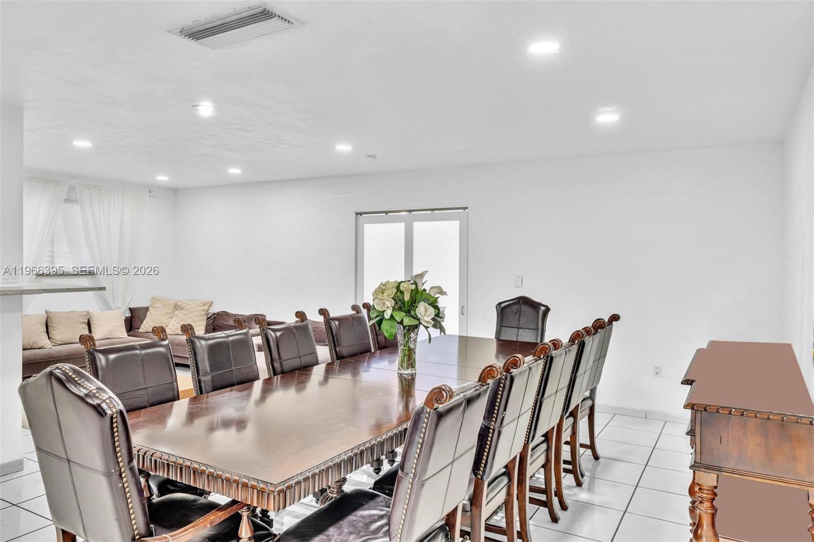 ALTOS DEL MAR NO 6 - Residential