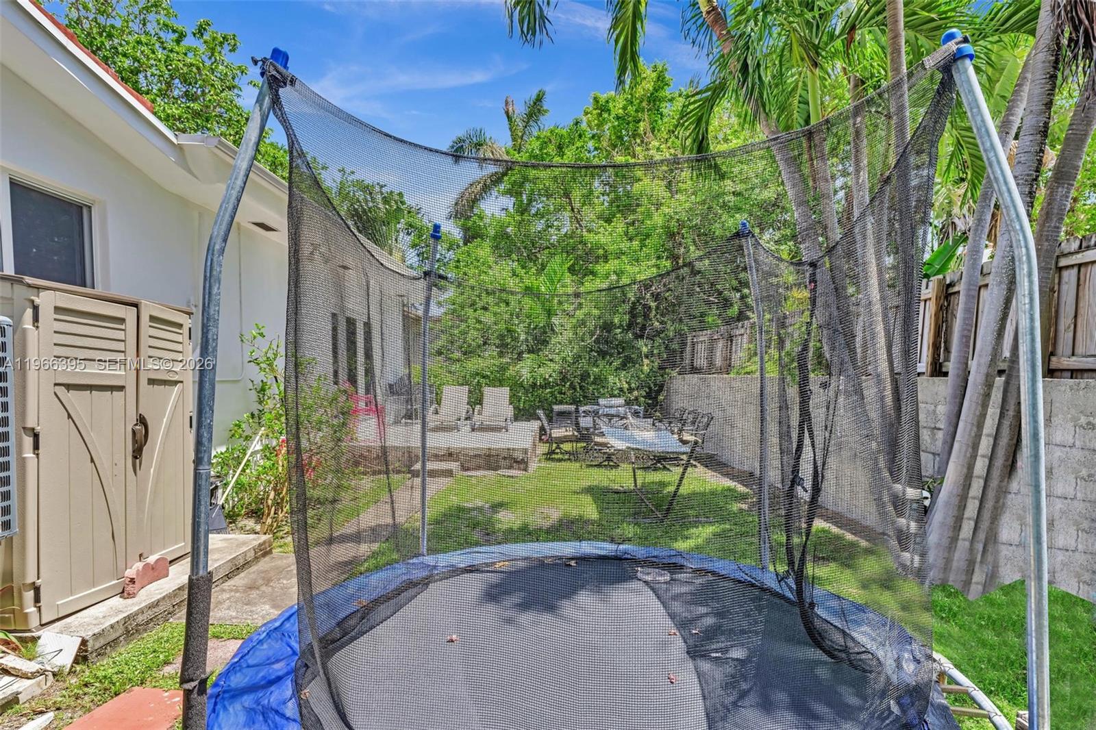 ALTOS DEL MAR NO 6 - Residential