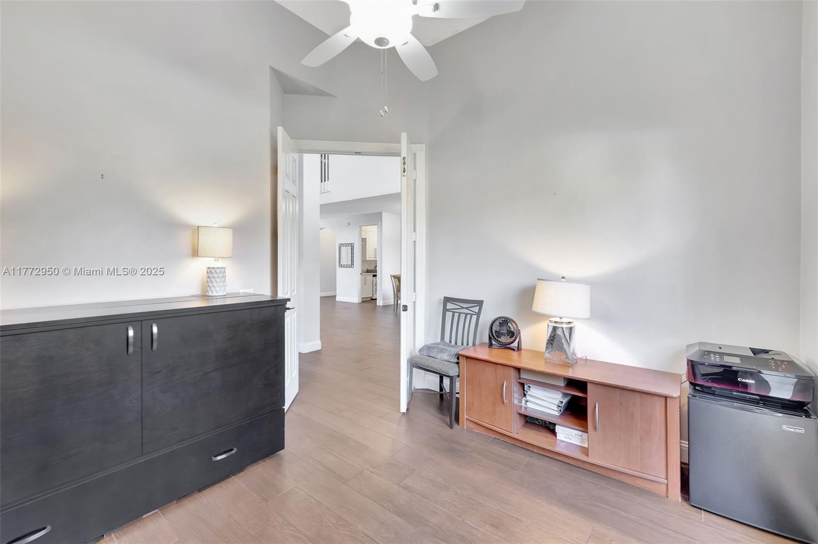 MARINERS COVE OF EAGLE LA - Residential