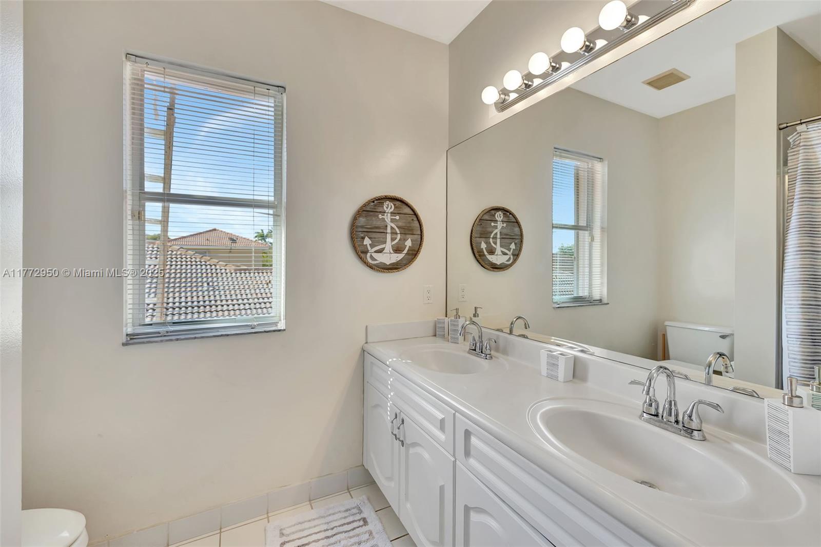 MARINERS COVE OF EAGLE LA - Residential