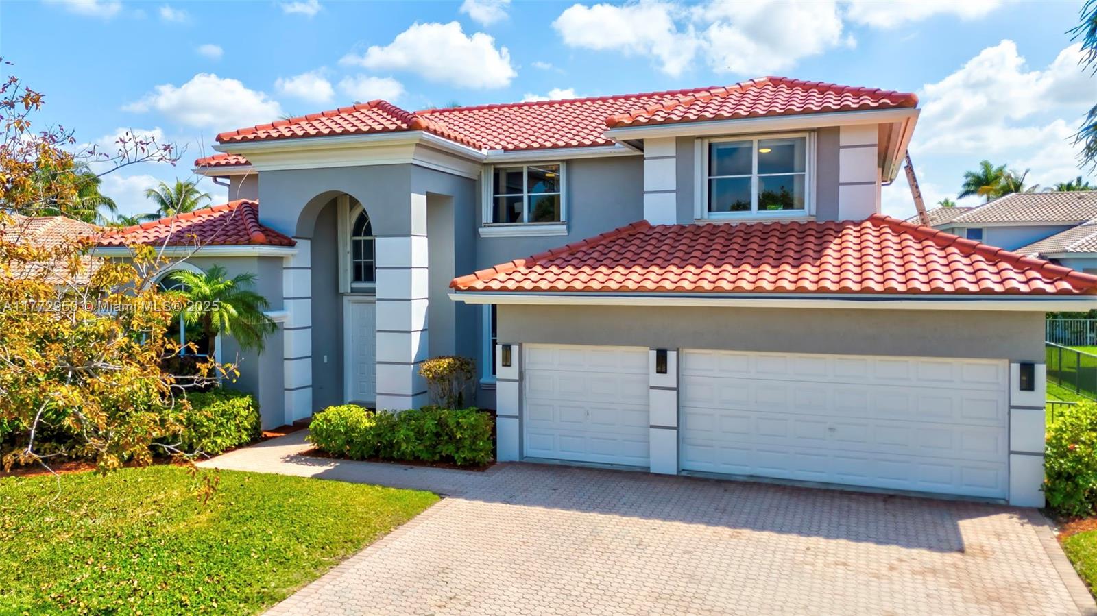 467 Nw 120th Dr, Coral Springs, Broward County, Florida - 5 Bedrooms  
4 Bathrooms - 
