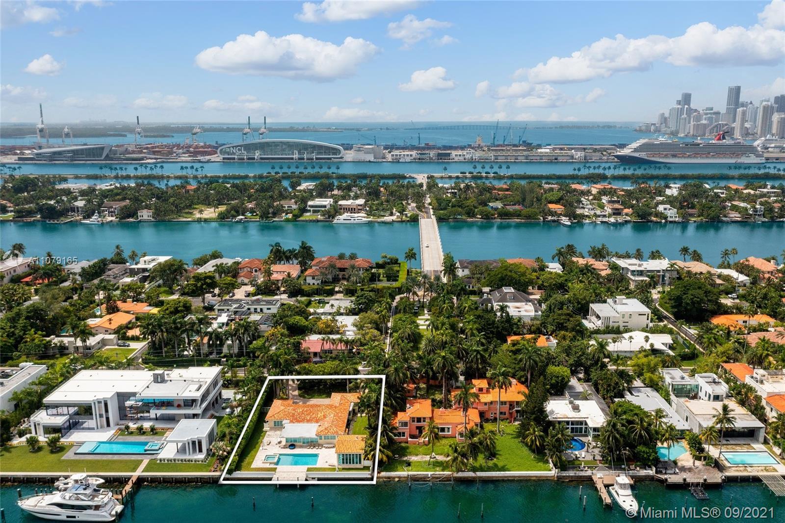 HIBISCUS ISLAND - Land