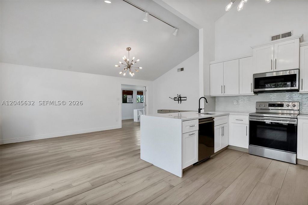 Photo of 23384 Shetland Run, Boca Raton, FL 33433 (MLS # A12045632)