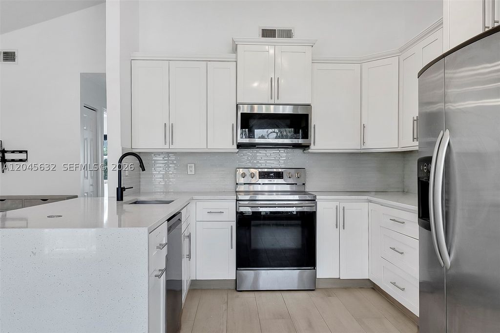 Photo of 23384 Shetland Run, Boca Raton, FL 33433 (MLS # A12045632)