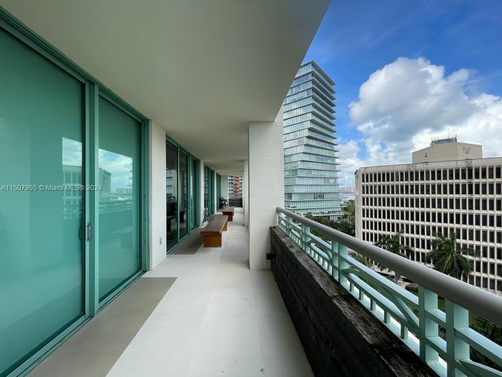 THE TOWER RESIDENCES COND - Residential