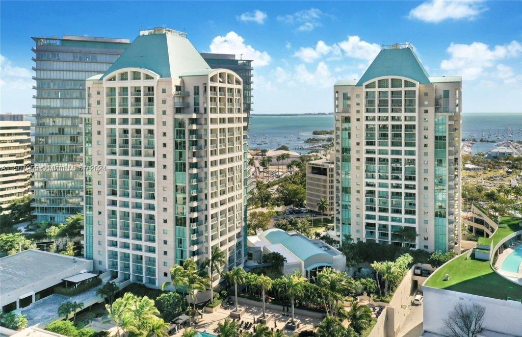 THE TOWER RESIDENCES COND - Residential