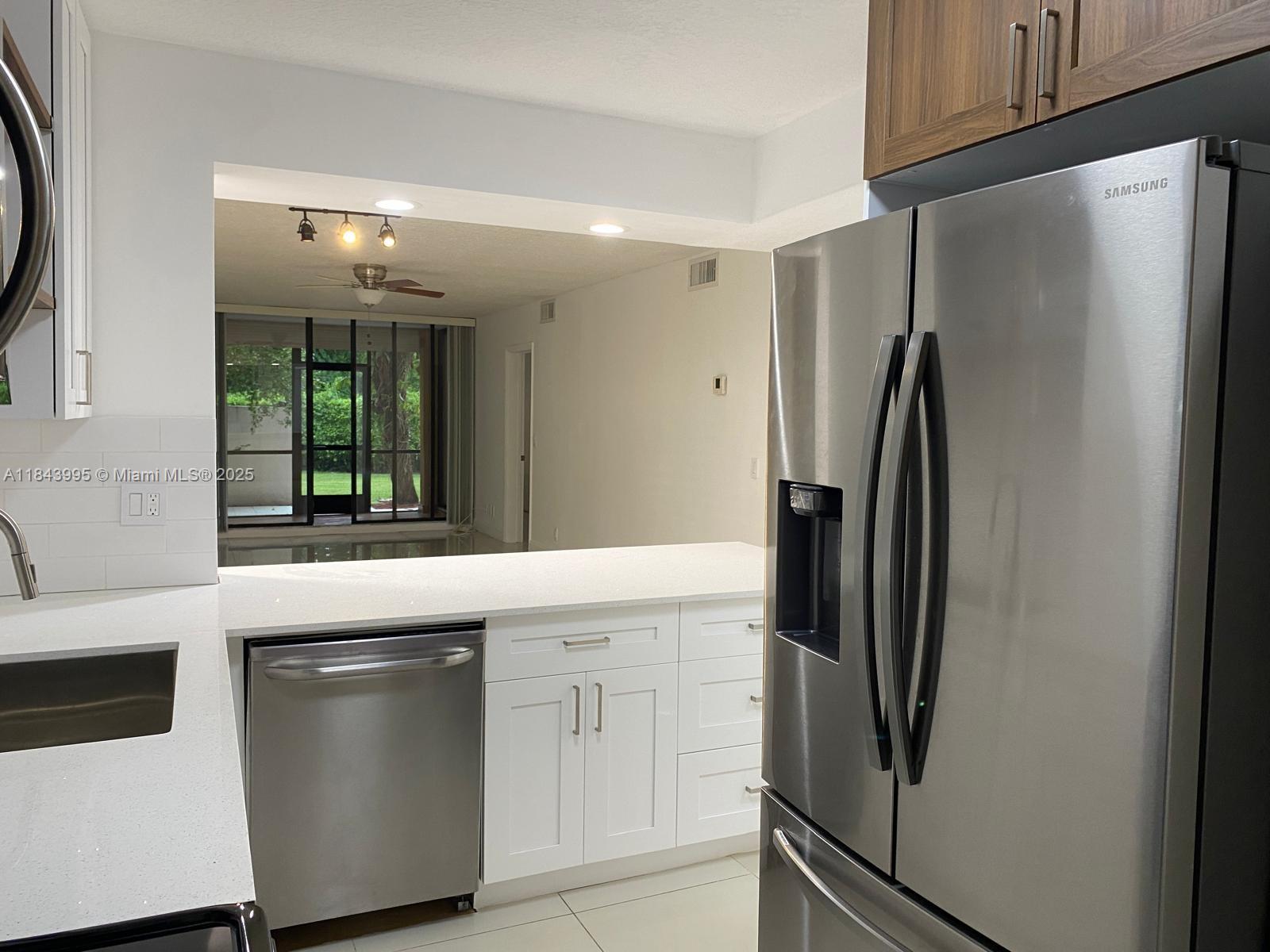 GREENGLADES CONDO I - Residential Lease