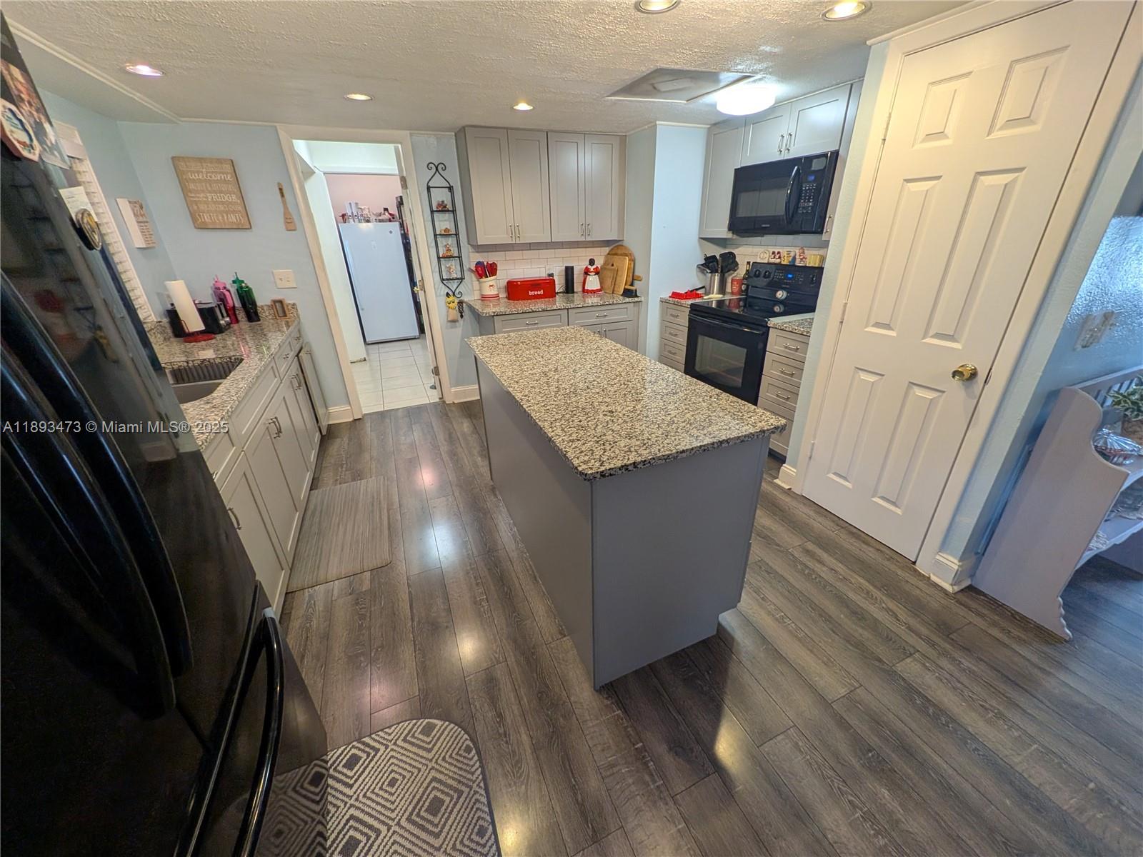 PORT MALABAR CC Unit 6 - Residential