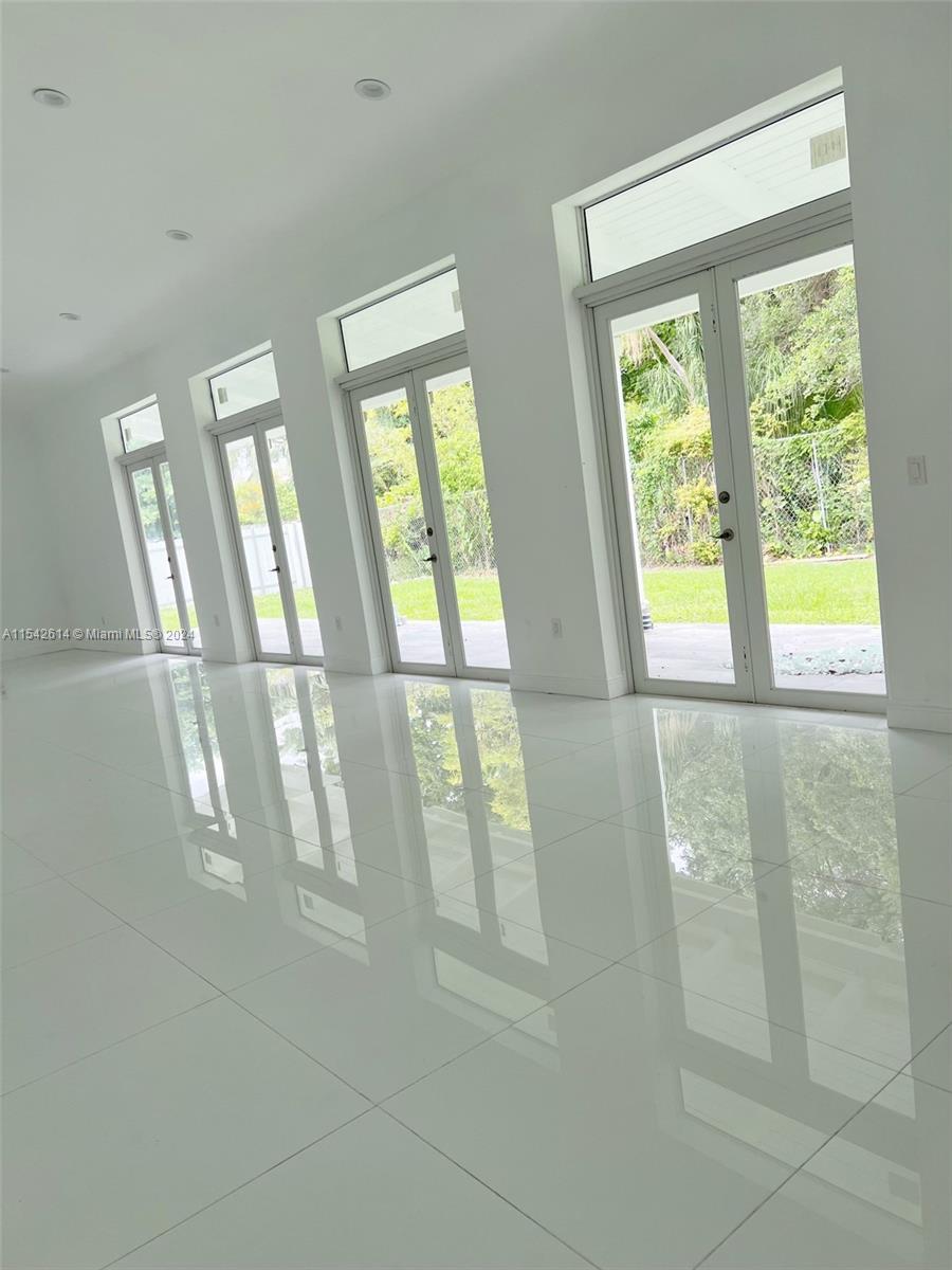 SWEETWATER ESTATES SUB - Residential