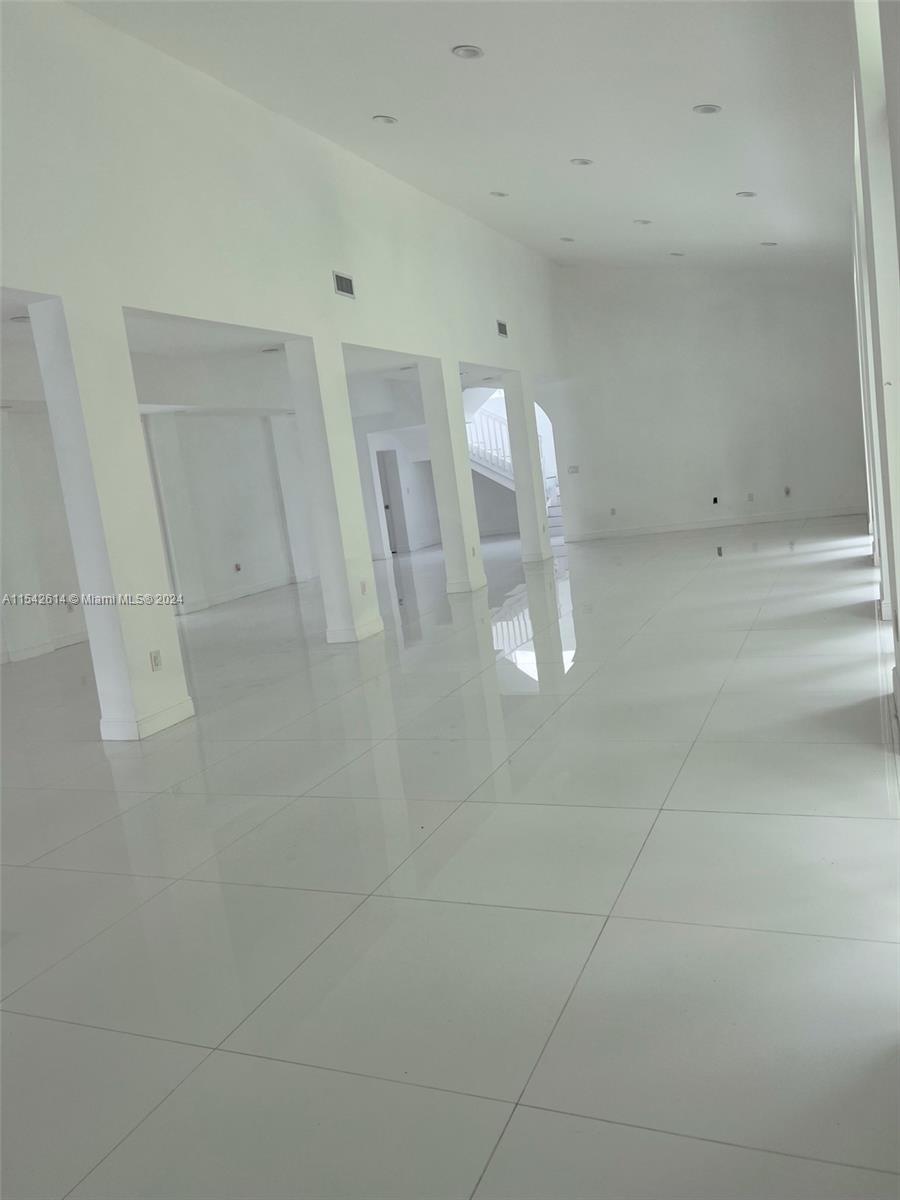 SWEETWATER ESTATES SUB - Residential