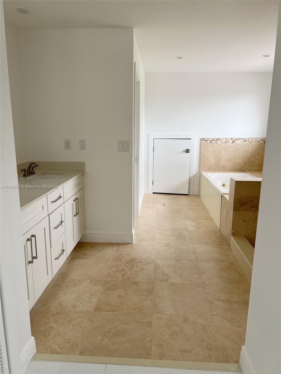 SWEETWATER ESTATES SUB - Residential