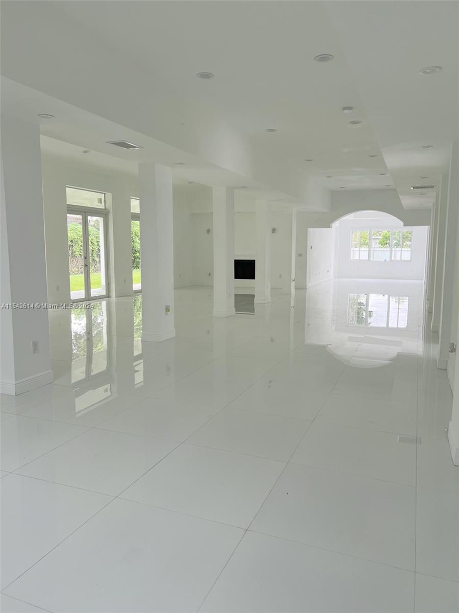 SWEETWATER ESTATES SUB - Residential