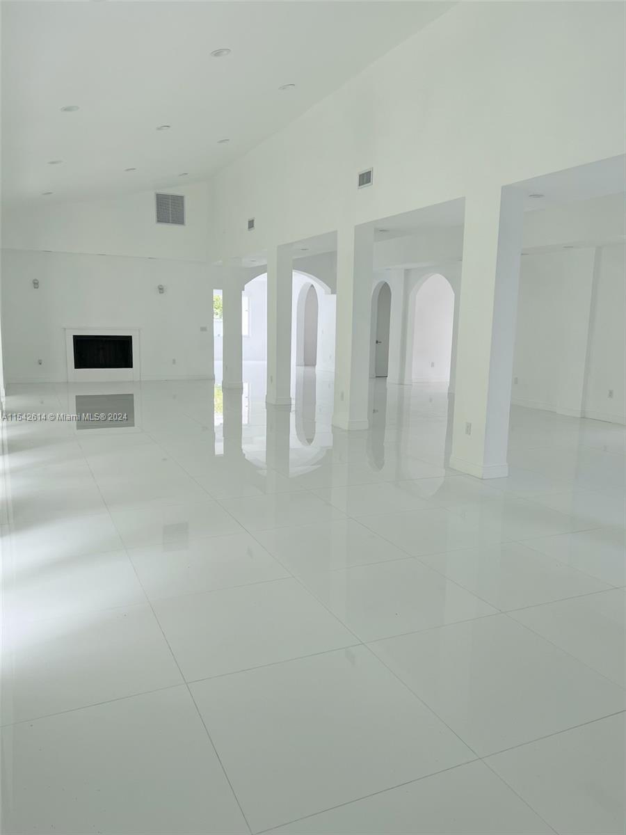 SWEETWATER ESTATES SUB - Residential