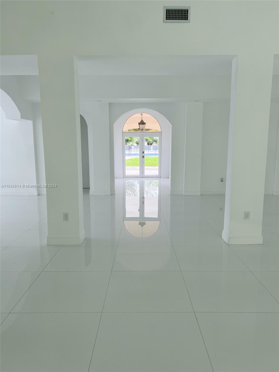 SWEETWATER ESTATES SUB - Residential