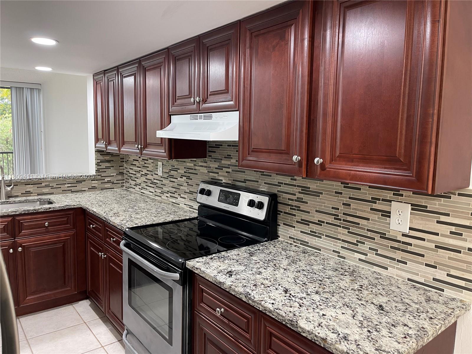 2961 Sw 87th Ave 313, Davie, Broward County, Florida - 2 Bedrooms  
3 Bathrooms - 