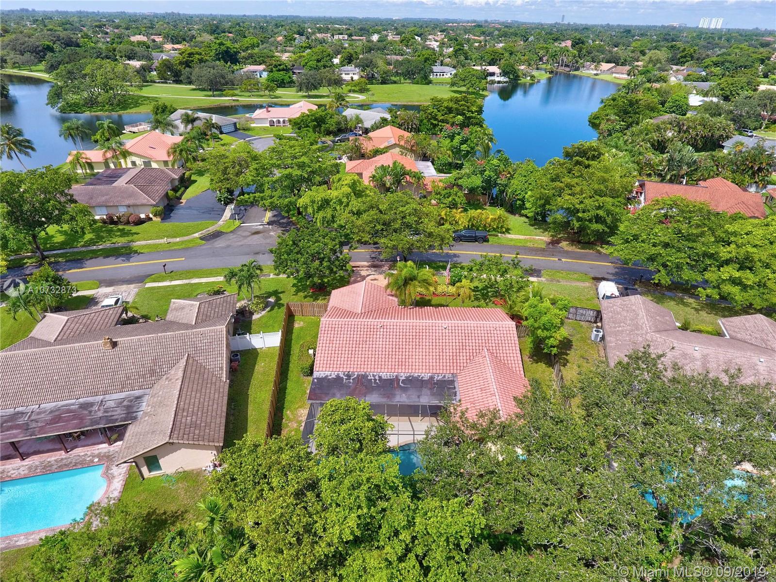 JACARANDA LAKES SEC 1 - Residential