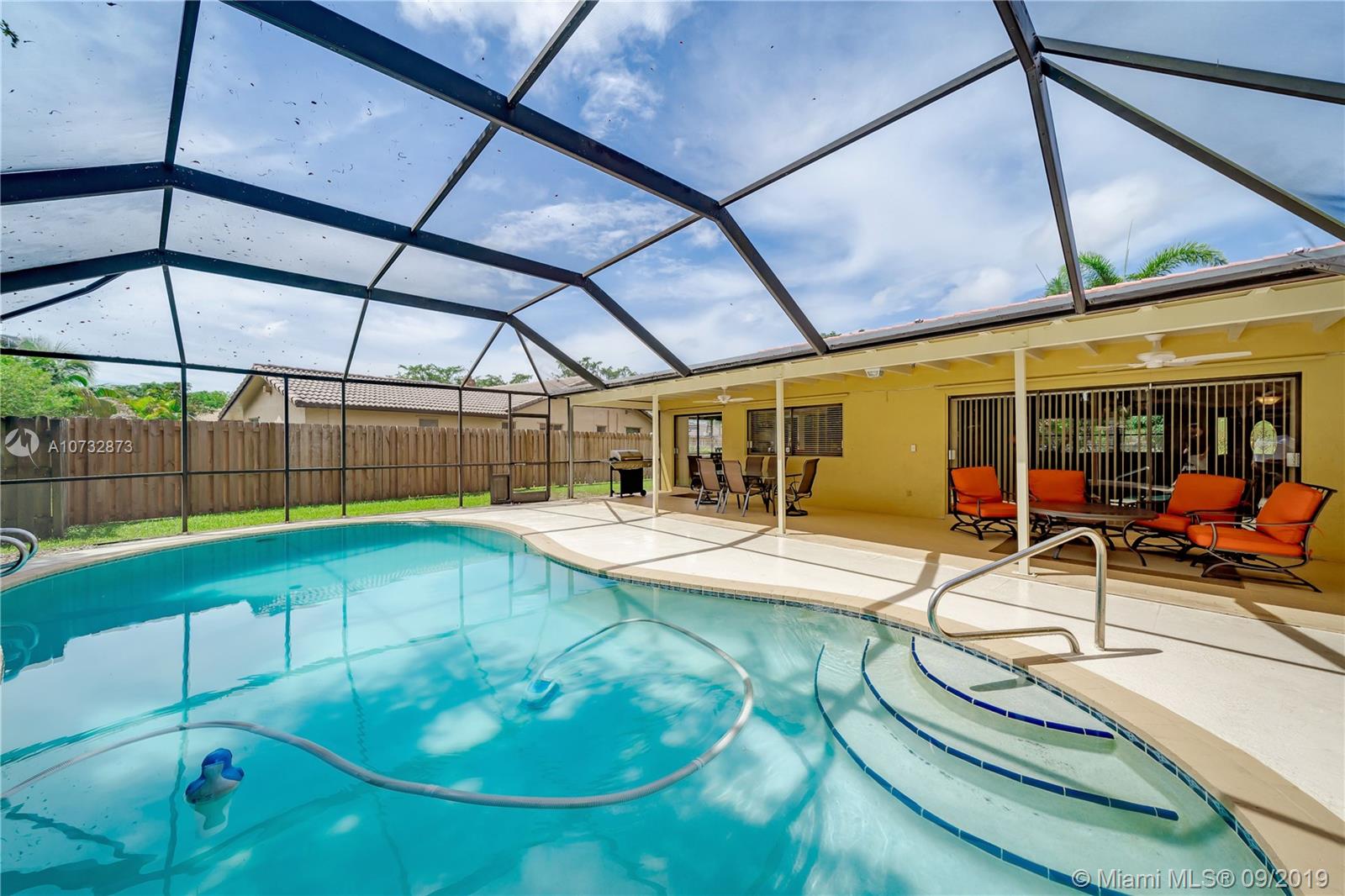 JACARANDA LAKES SEC 1 - Residential