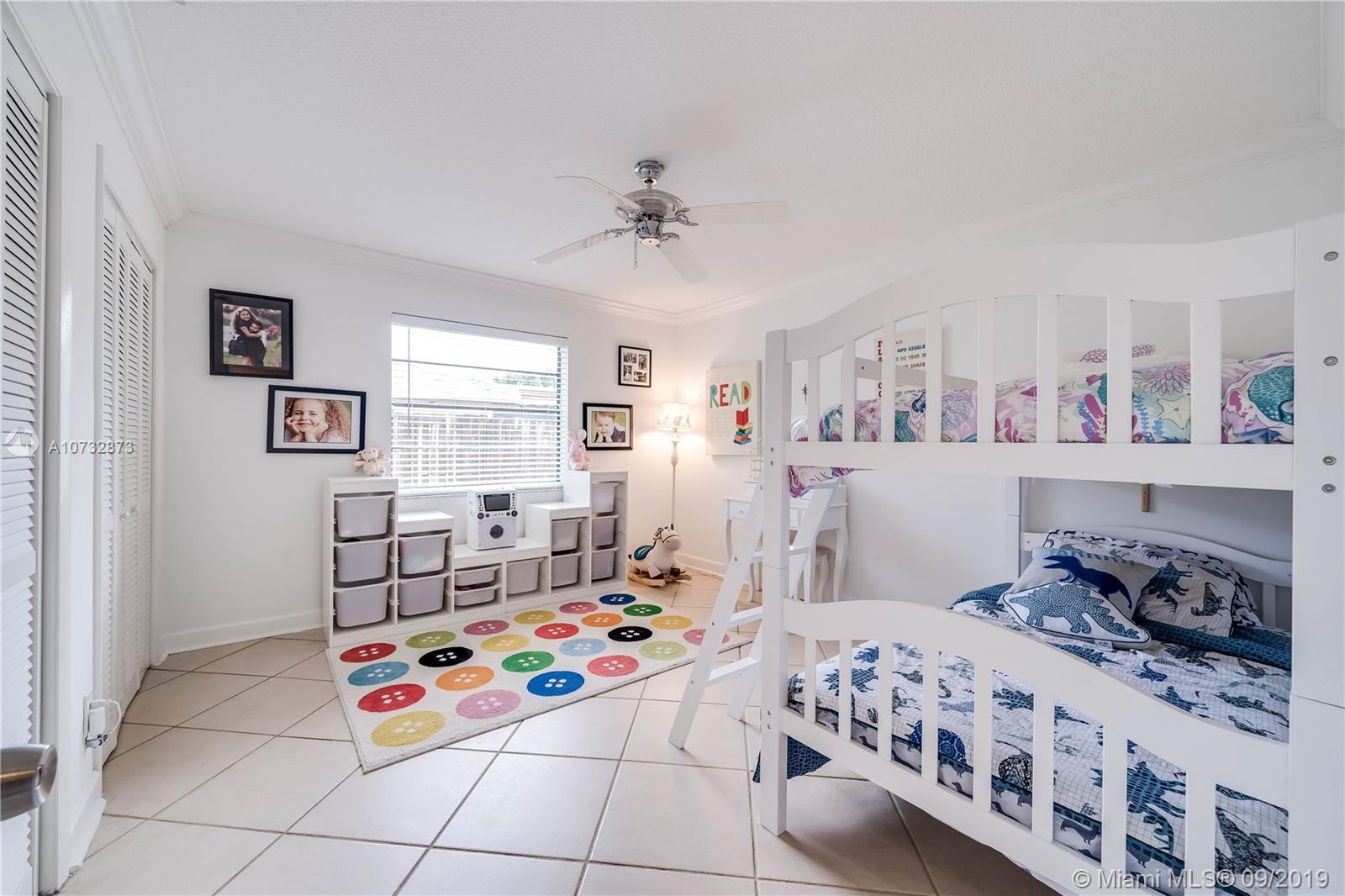 JACARANDA LAKES SEC 1 - Residential