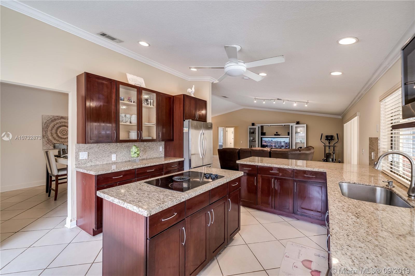 JACARANDA LAKES SEC 1 - Residential