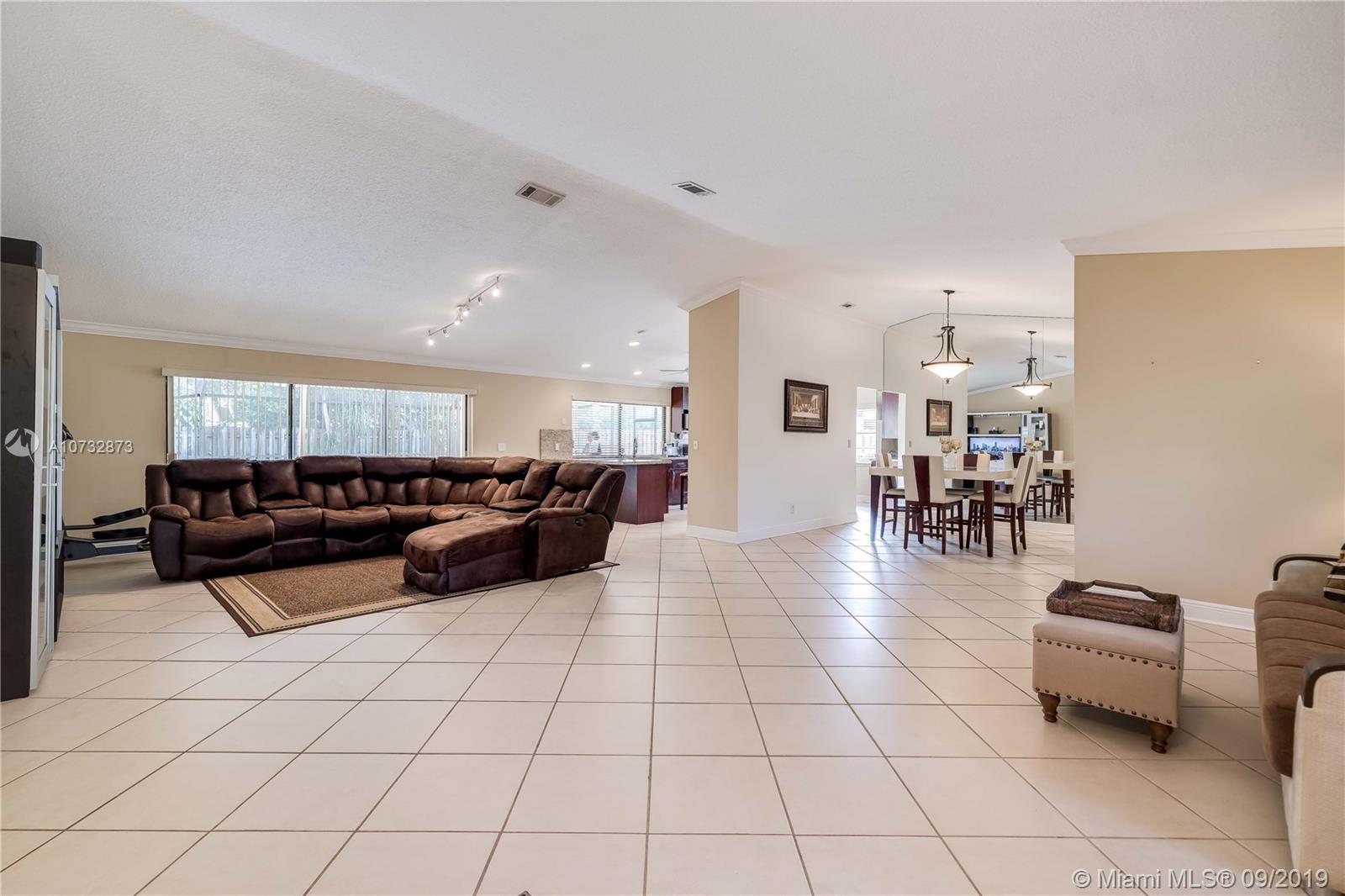 JACARANDA LAKES SEC 1 - Residential