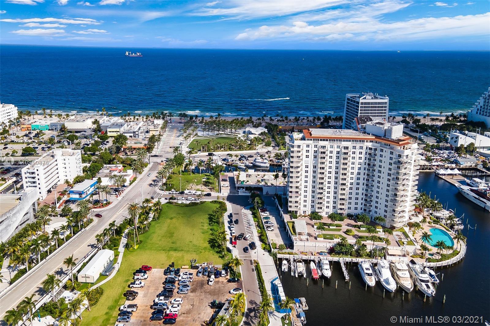THE VENETIAN - Residential