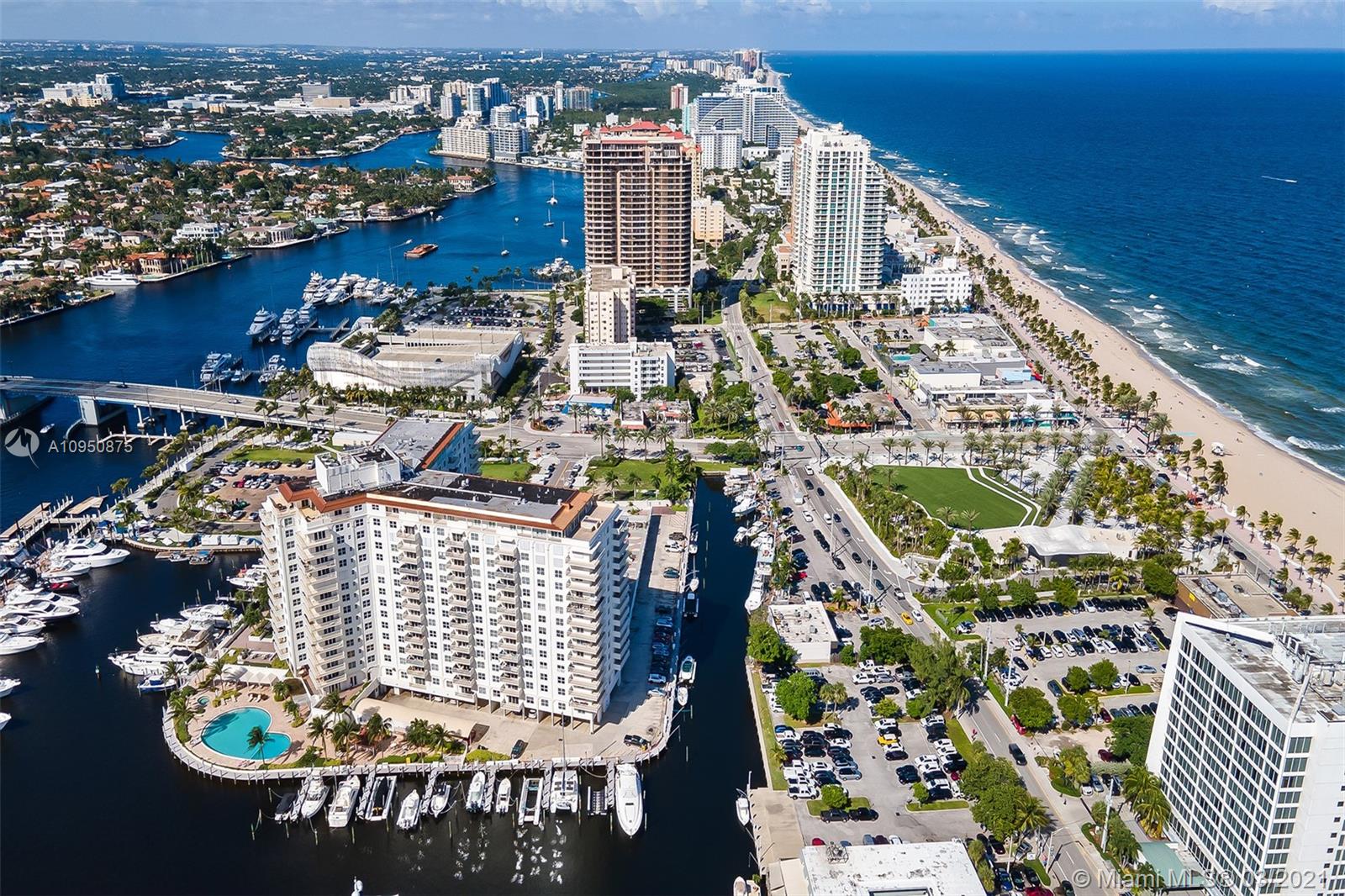 THE VENETIAN - Residential