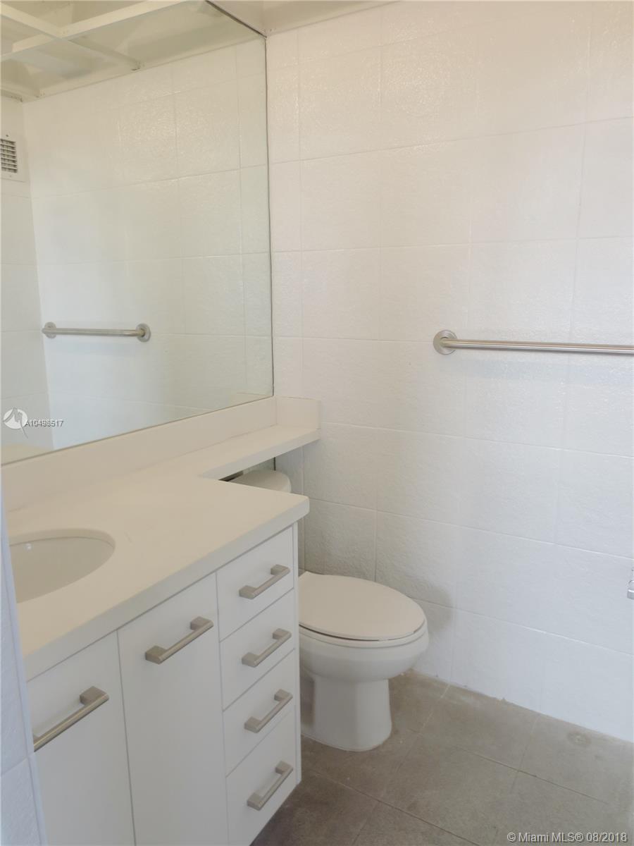 SOUTH BAY CLUB CONDO - Residential Lease