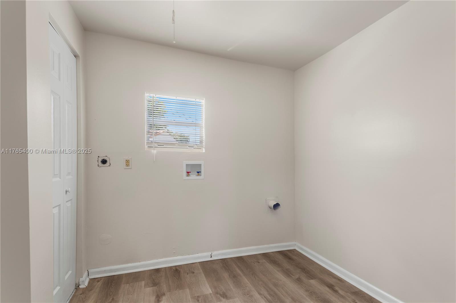 COLLIER MANOR FIRST ADD - Residential