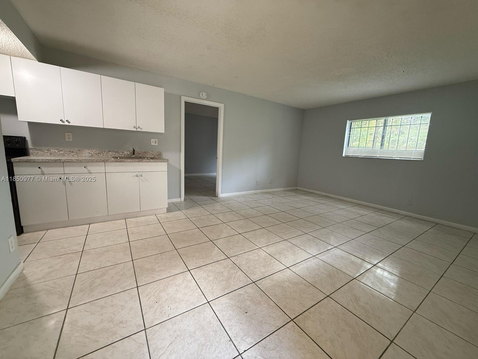 HIDDEN FOREST CONDO - Residential Lease