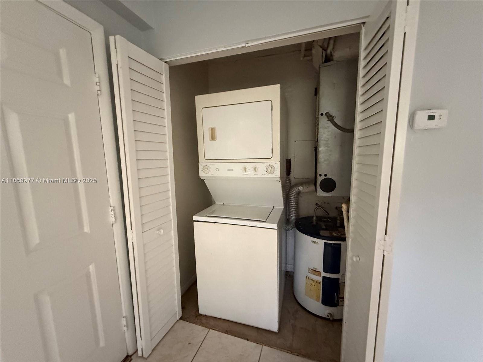 HIDDEN FOREST CONDO - Residential Lease