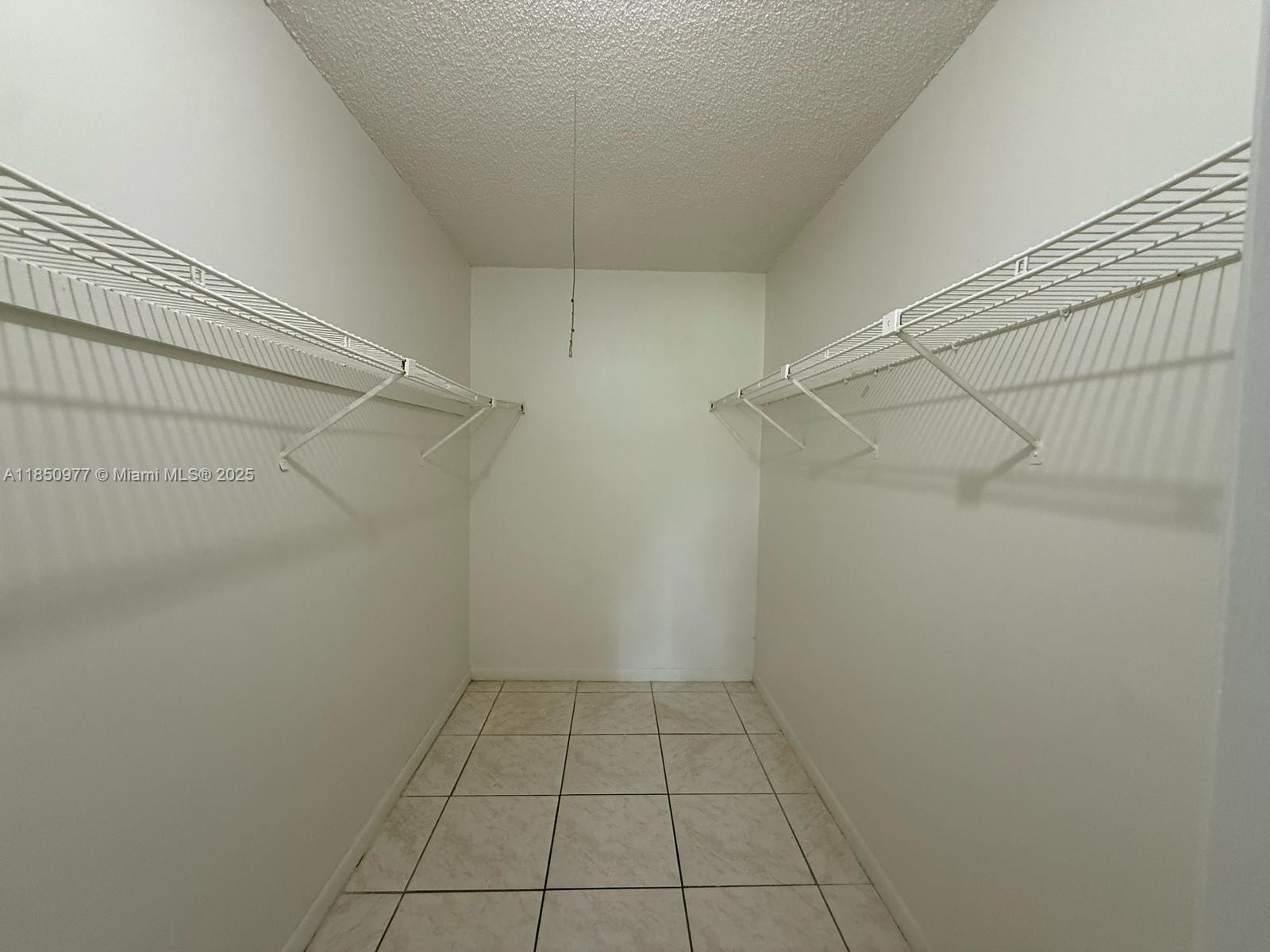 HIDDEN FOREST CONDO - Residential Lease