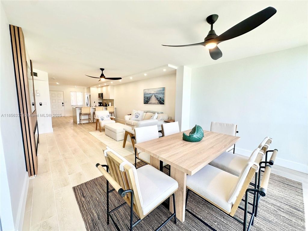 Photo of 353 S Us Highway 1 #E204, Jupiter, FL 33477 (MLS # A11856337)